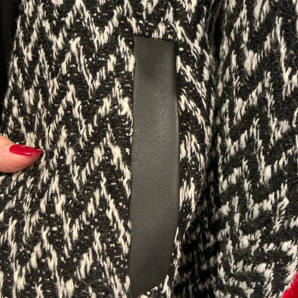 Marc New York Black and White herringbone pattern coat Brand New with Tags! - Picture 10 of 11